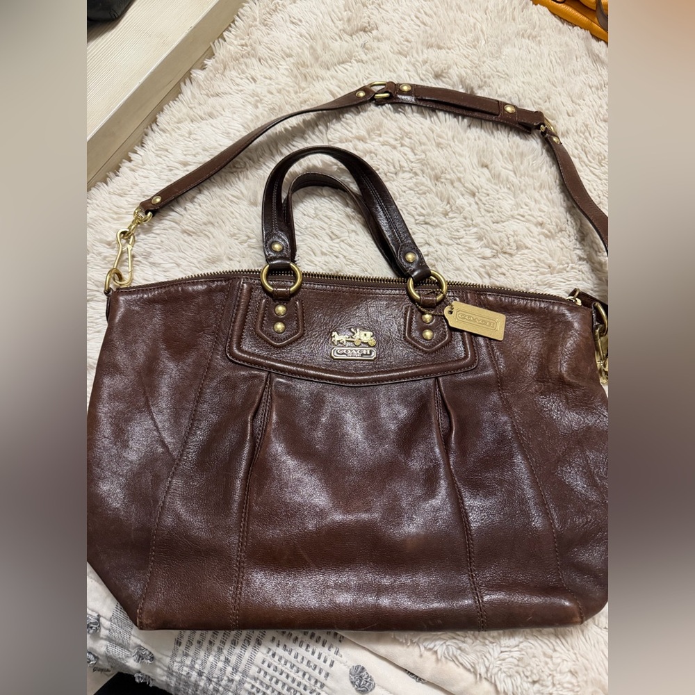 Vintage Coach Madison Claire mahogany leather 2way bag.
